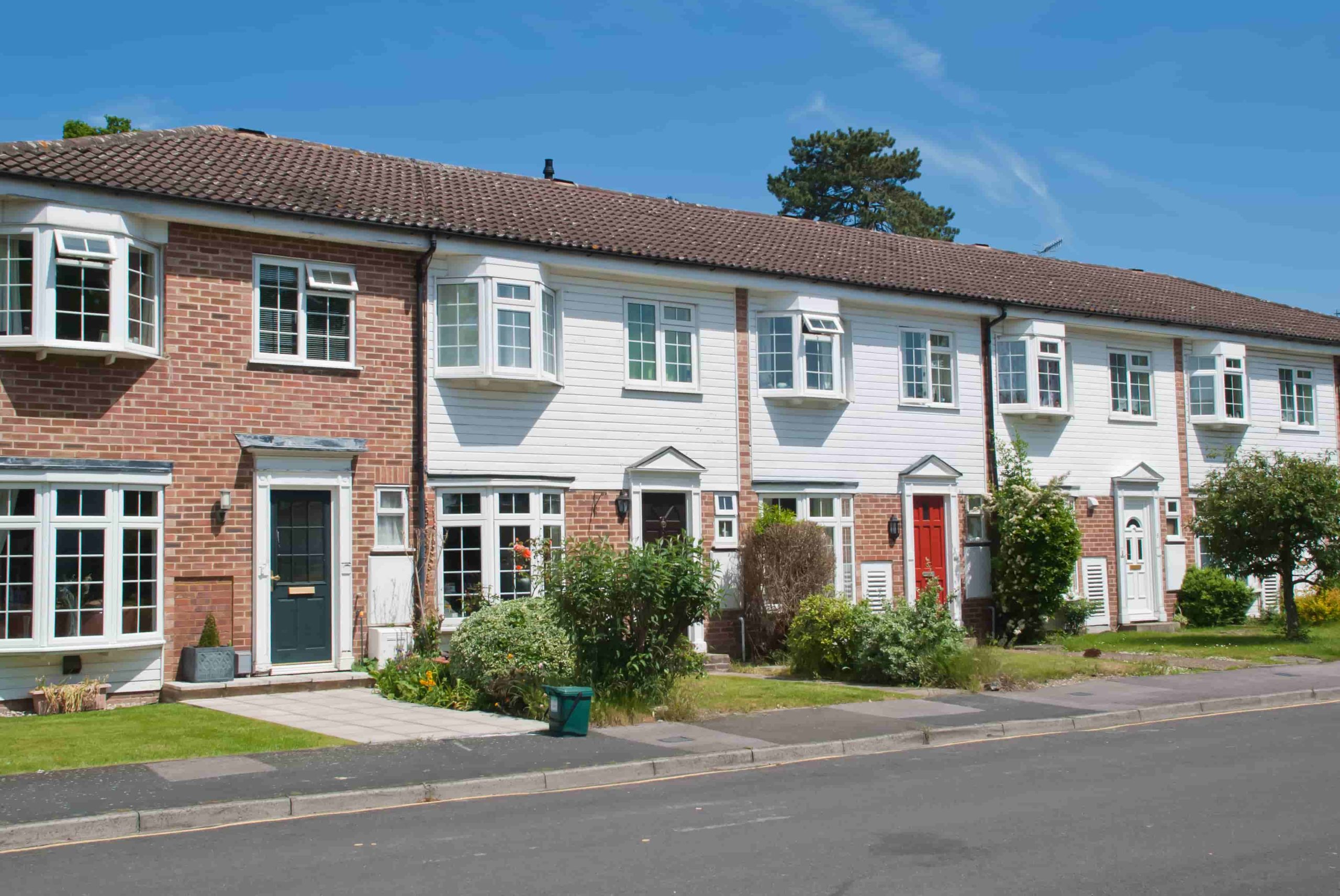 English housing. Terraced House. Typical English House. Typical House in the uk. Terraced House ownership.