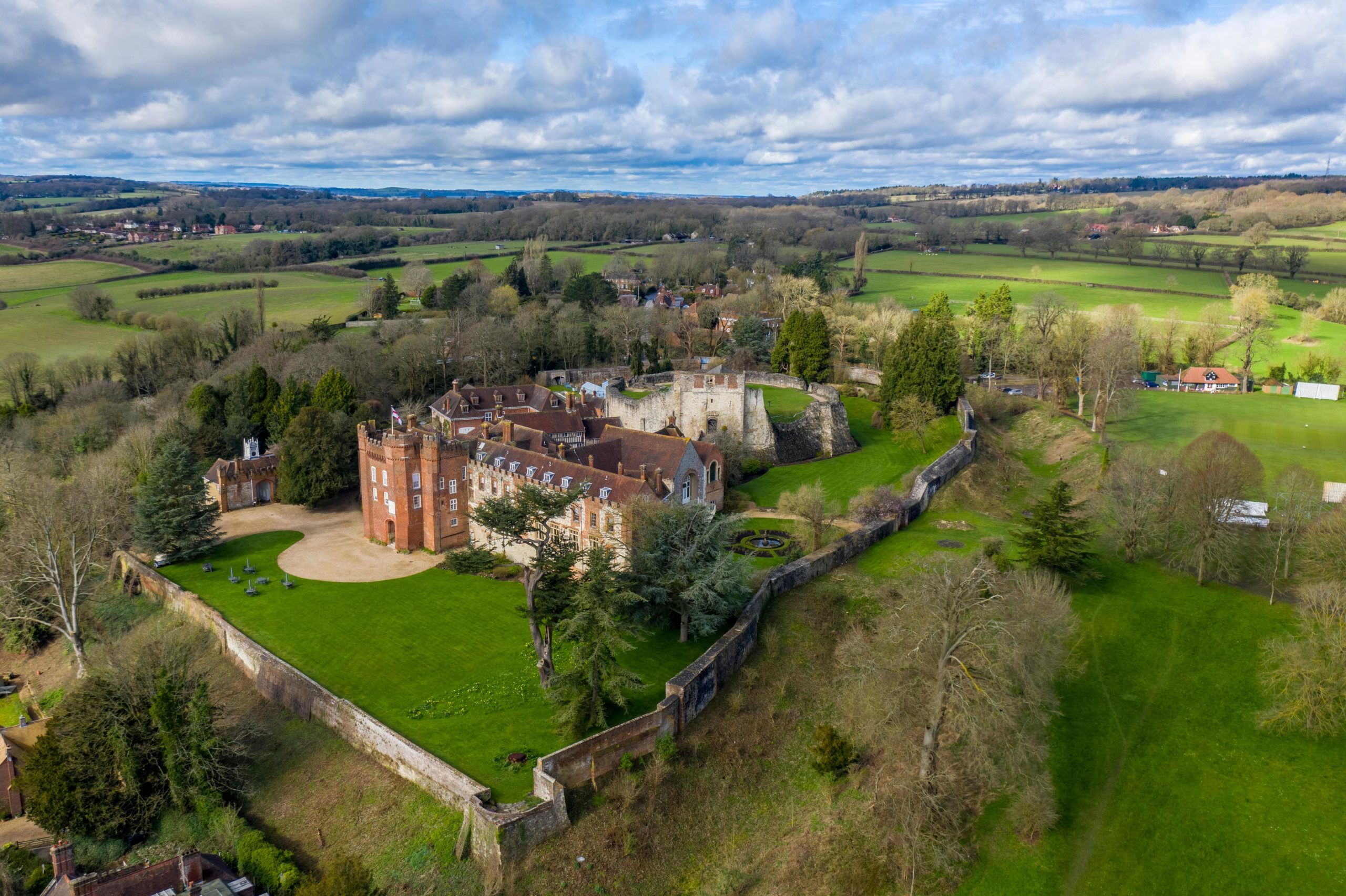 ariel-view-castle-farnham